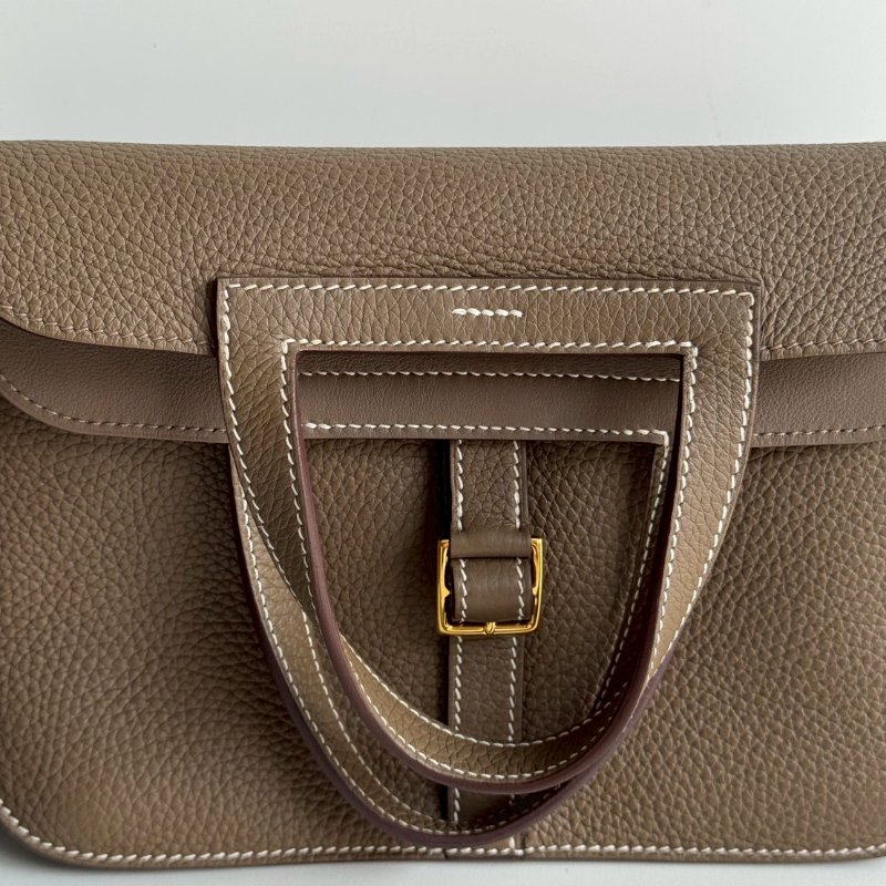 98新🫰🏻 全配有購證🙌🏻 Hermès 愛馬仕 Halzan 25 大象灰金釦-8