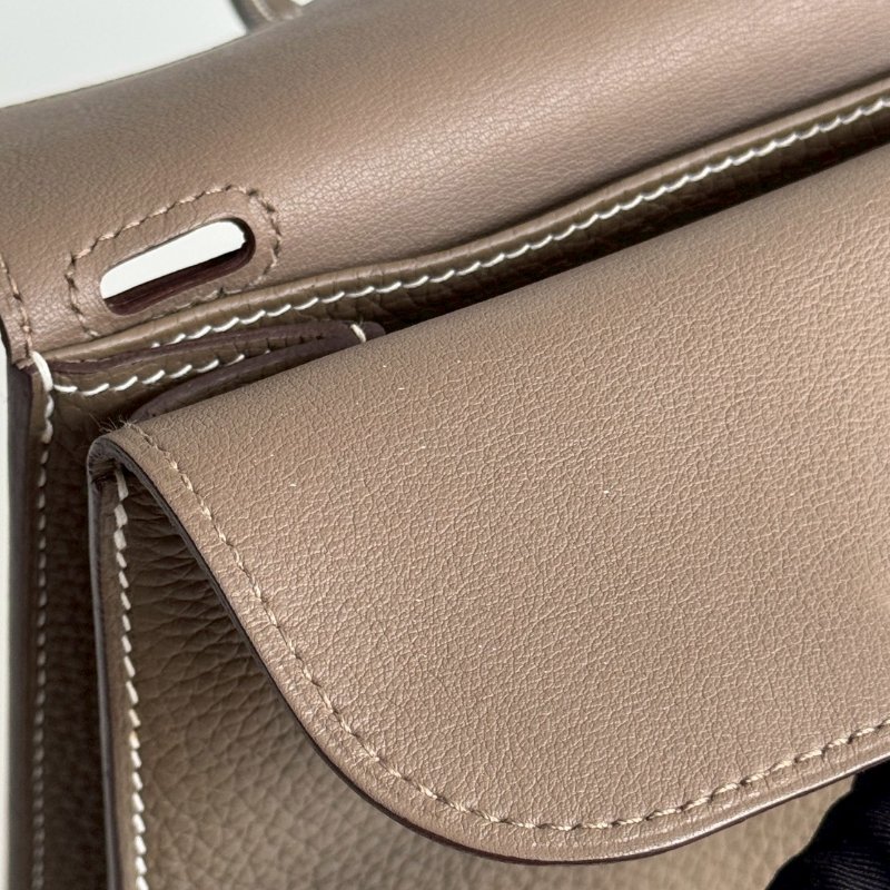 98新🫰🏻 全配有購證🙌🏻 Hermès 愛馬仕 Halzan 25 大象灰金釦-14
