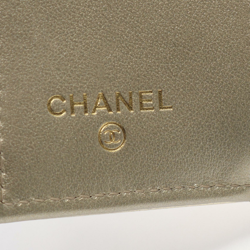 香奈兒 COCO 標誌三折皮夾 小牛皮 金色 二手 女士 CC-4