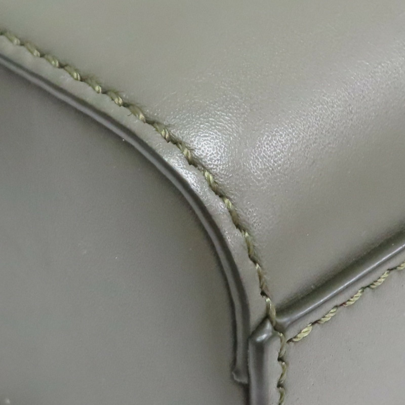 綠色 牛皮 Camera 肩背包【LOEWE 羅威】 C565R41X05-10