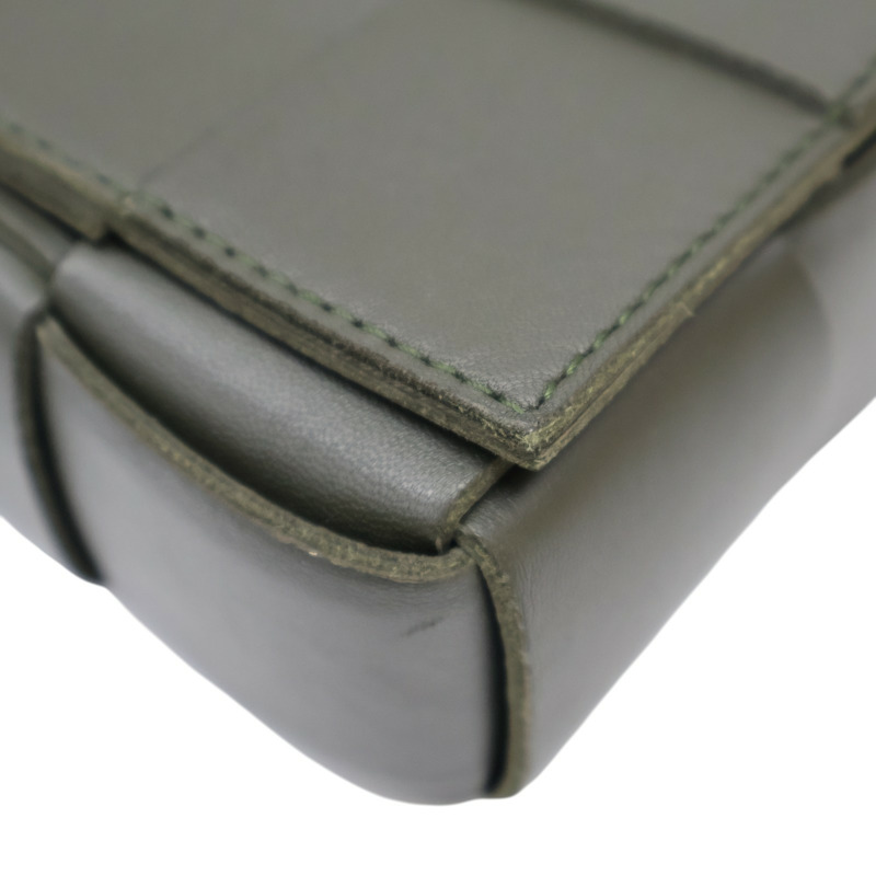 墨綠色 編織羊皮 Cassette 肩背包【BOTTEGA VENETA BV 寶緹嘉】 578004-10