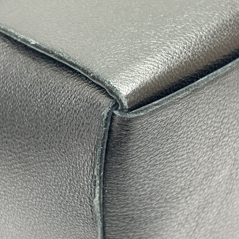 黑色 編織羊皮 Cassette 大格水桶包【BOTTEGA VENETA BV 寶緹嘉】 680218-8