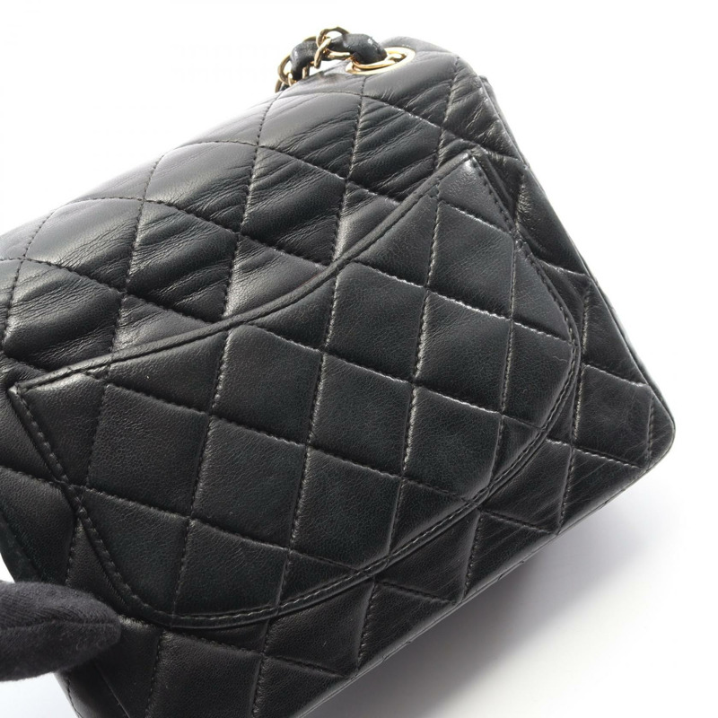 香奈兒 (CHANEL) 迷你絎縫鏈條斜背包 A01115 黑色羊皮二手 CC-10