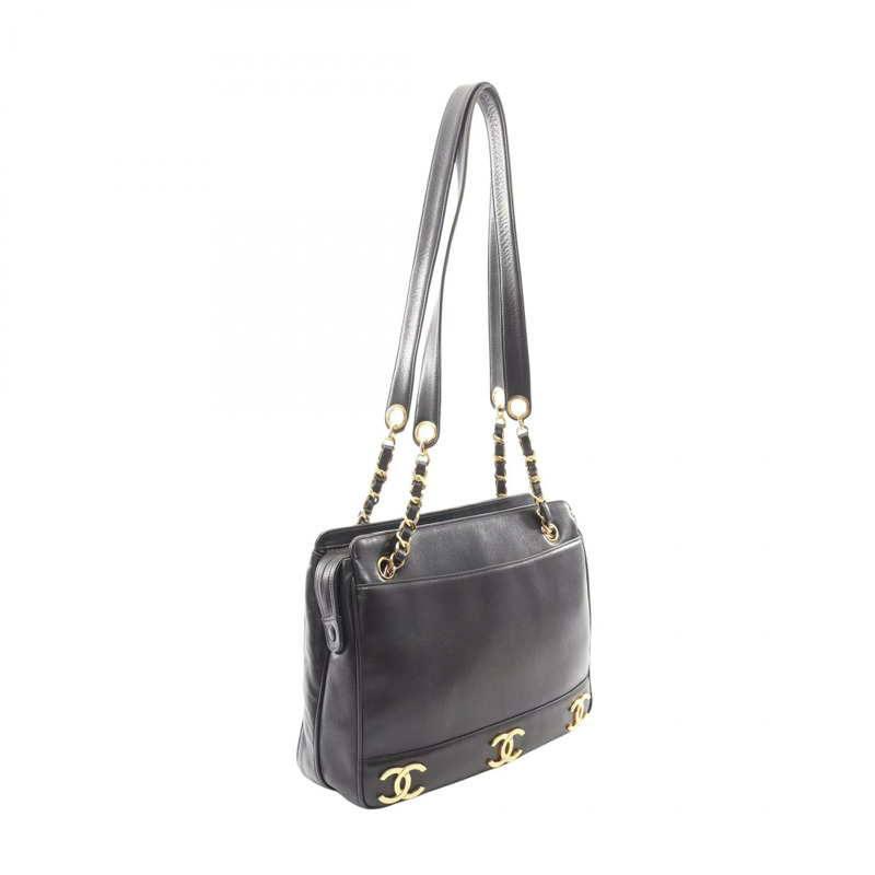 香奈兒三重 COCO 標誌鏈條單背包，羊皮材質，黑色，金色五金，二手女款-1