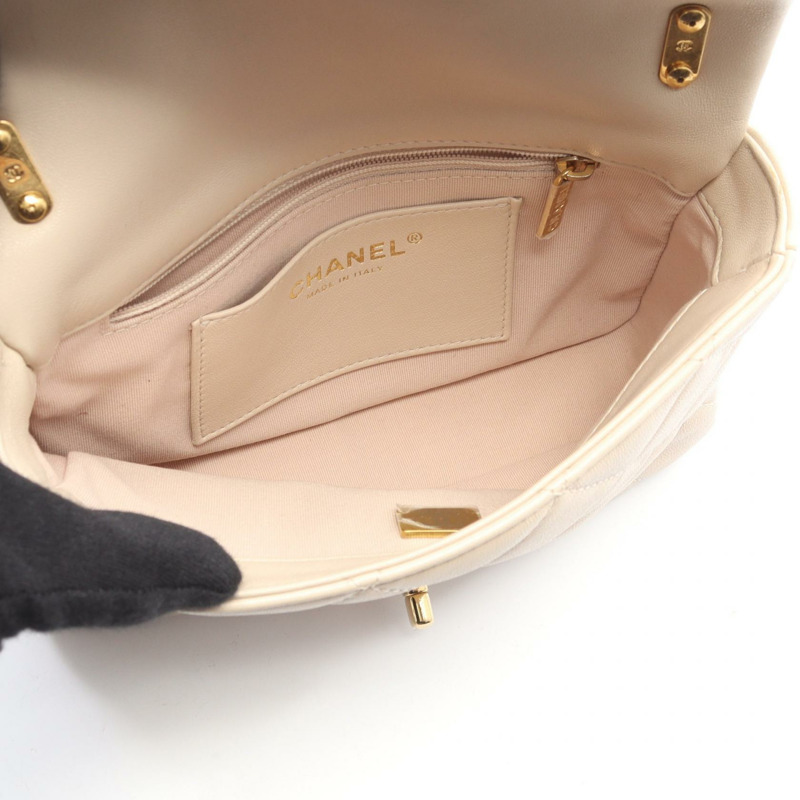香奈兒 (CHANEL) 絎縫小號翻蓋鏈肩背包 AS3214 羊皮 米色 金色五金 二手-2