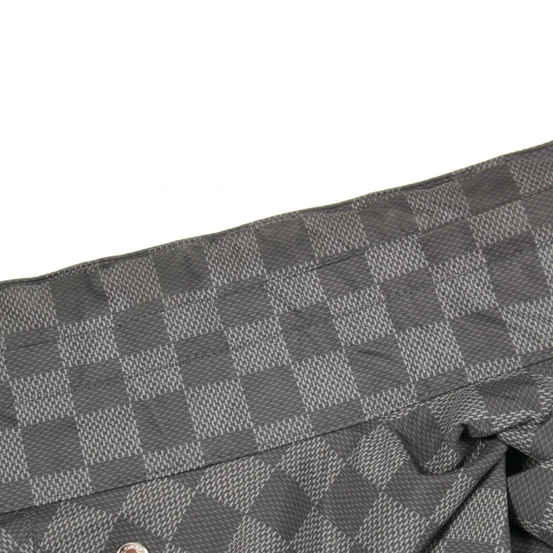 路易威登 Damier Grafitten 系列其他夾克,聚酯材質,黑色、灰色、灰色,二手男士款-9
