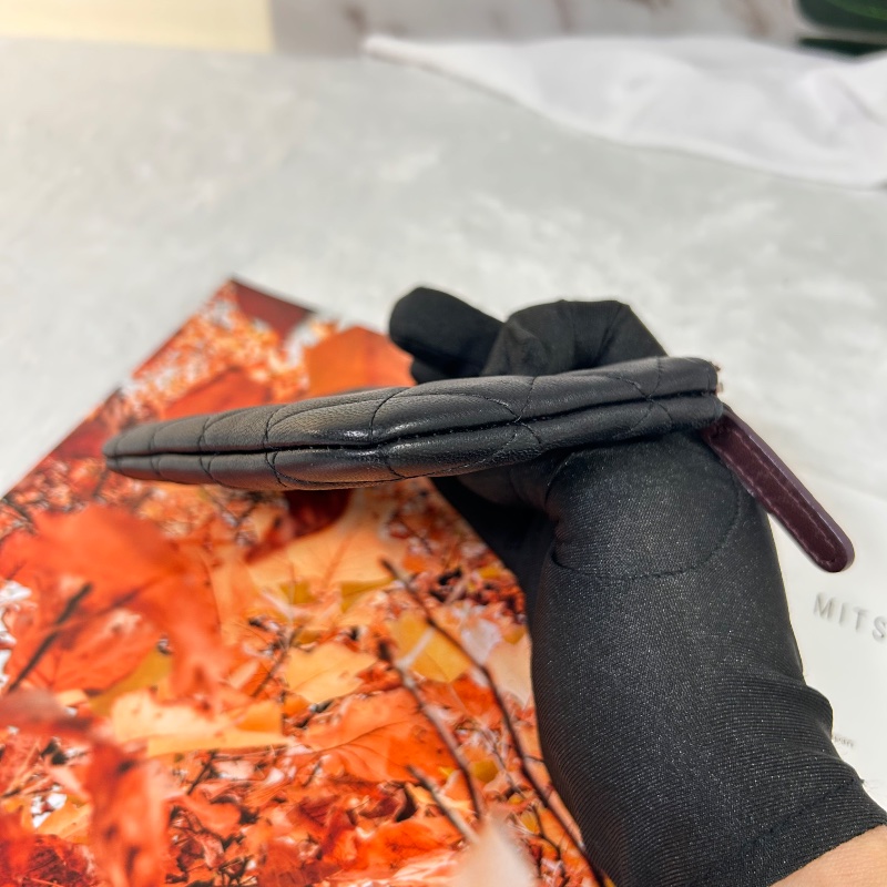 Chanel 經典 O 魚子醬皮革零錢包 17開-9