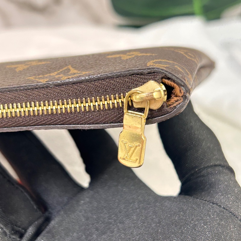 LV Etui Voyage 大號 晶片款 手拿包-13