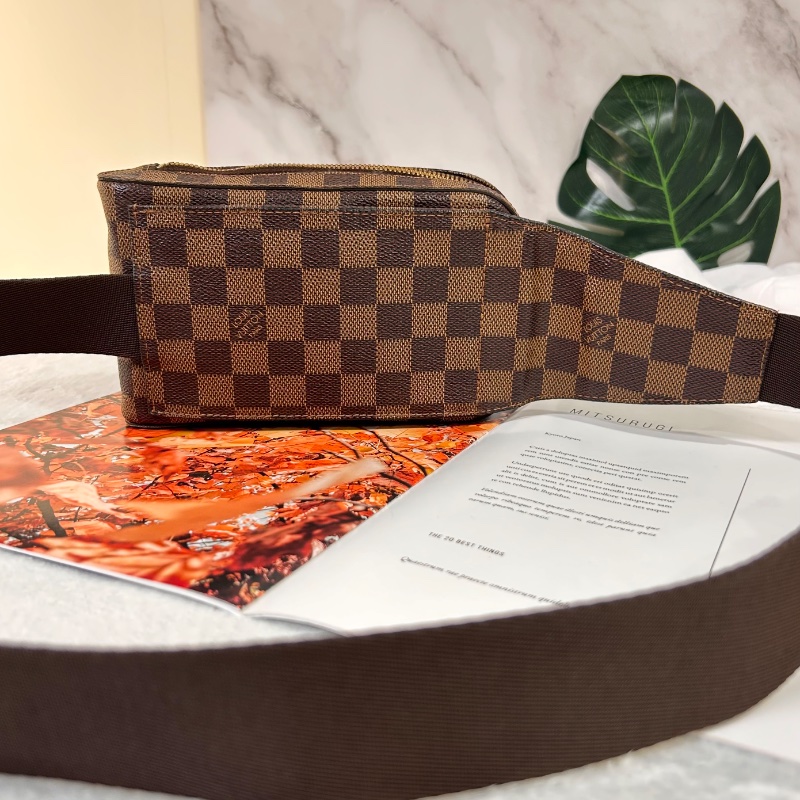 LV 棋盤格 Geronimos 胸包 2024年-8