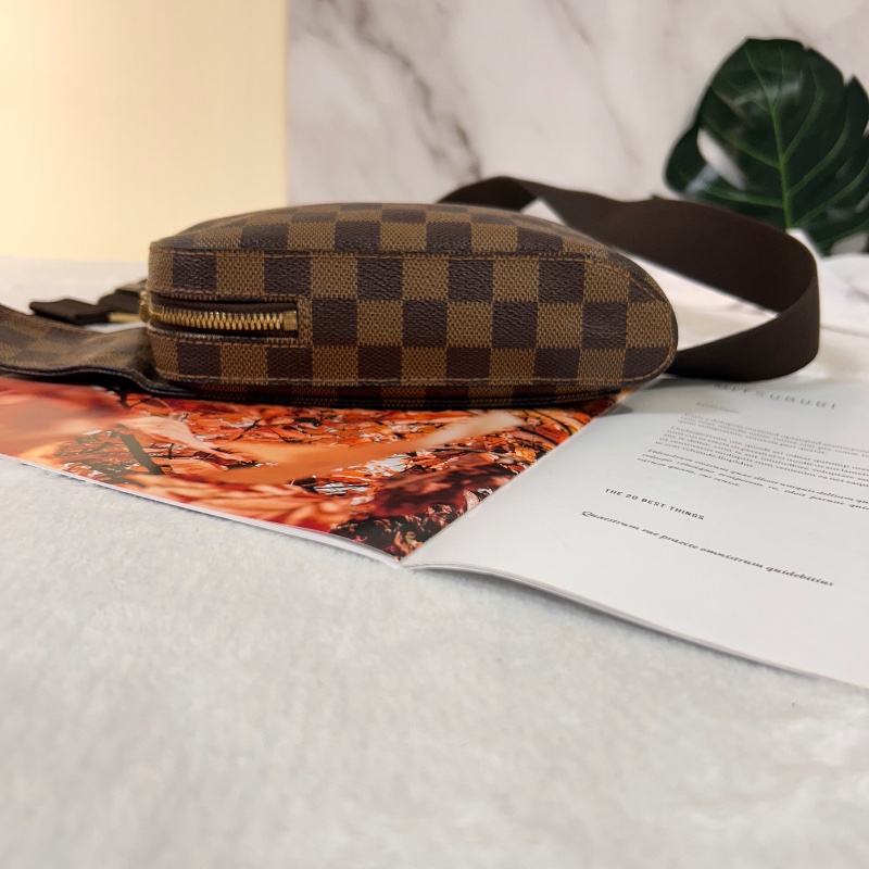 LV 棋盤格 Geronimos 胸包 2024年-12