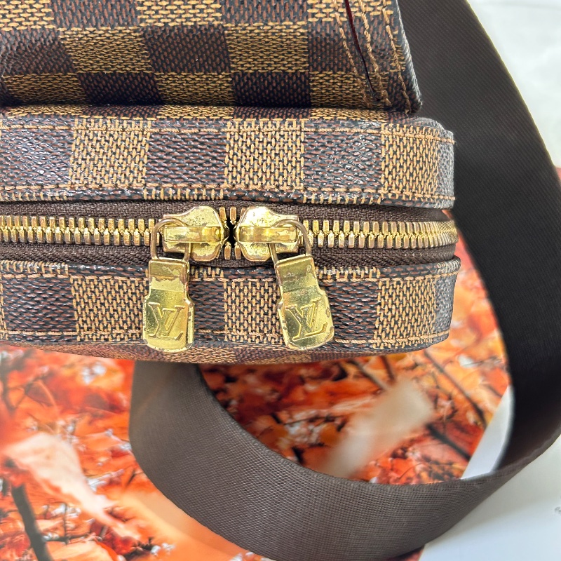 LV 棋盤格 Geronimos 胸包 2024年-22