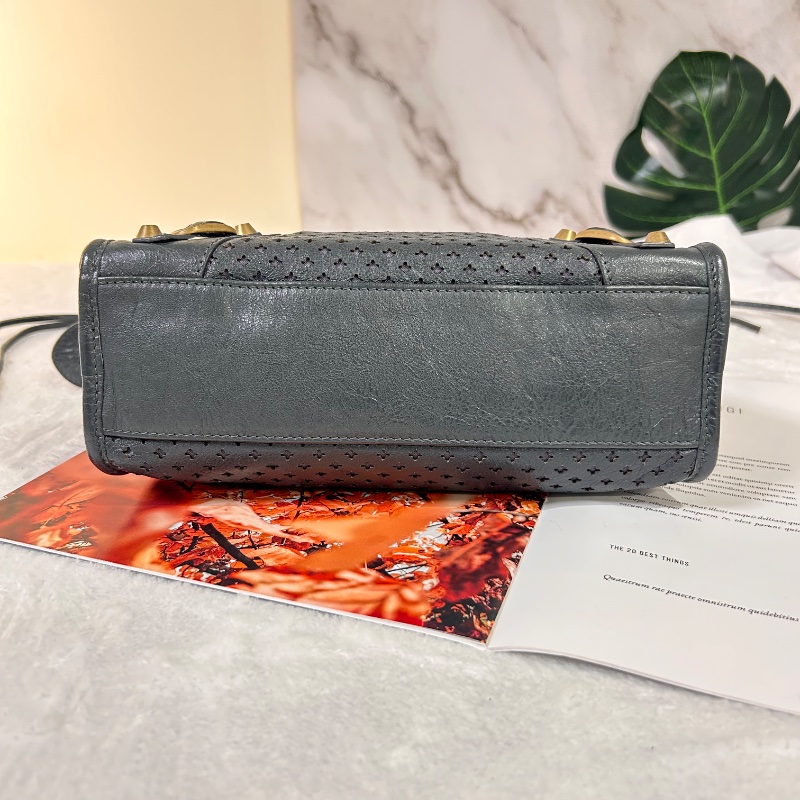 Balenciaga 經典米你機車鏤空手提包斜背包 2021年-11