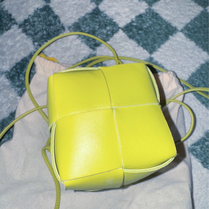 Bottega Veneta Cassette 迷你編織水桶包-3