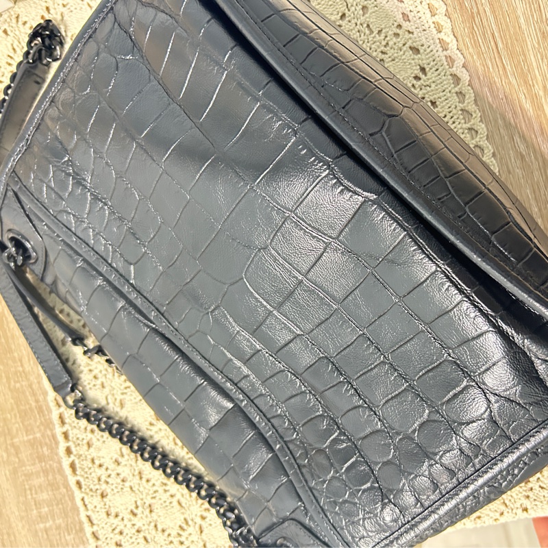 夢中情包YSL niki medium-8