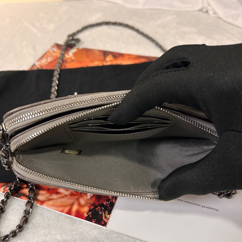 Chanel 雙拉鏈 手拿包斜背包 2018年-19