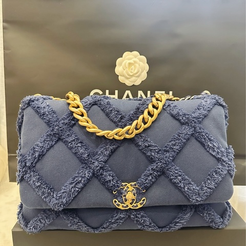 Chanel 19海軍藍流蘇菱格紋緄邊36cm 肩背手提包