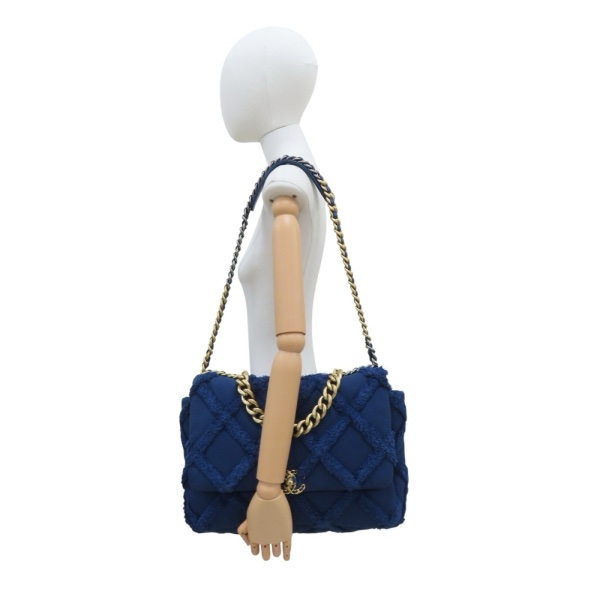 Chanel 19海軍藍流蘇菱格紋緄邊36cm 肩背手提包-9