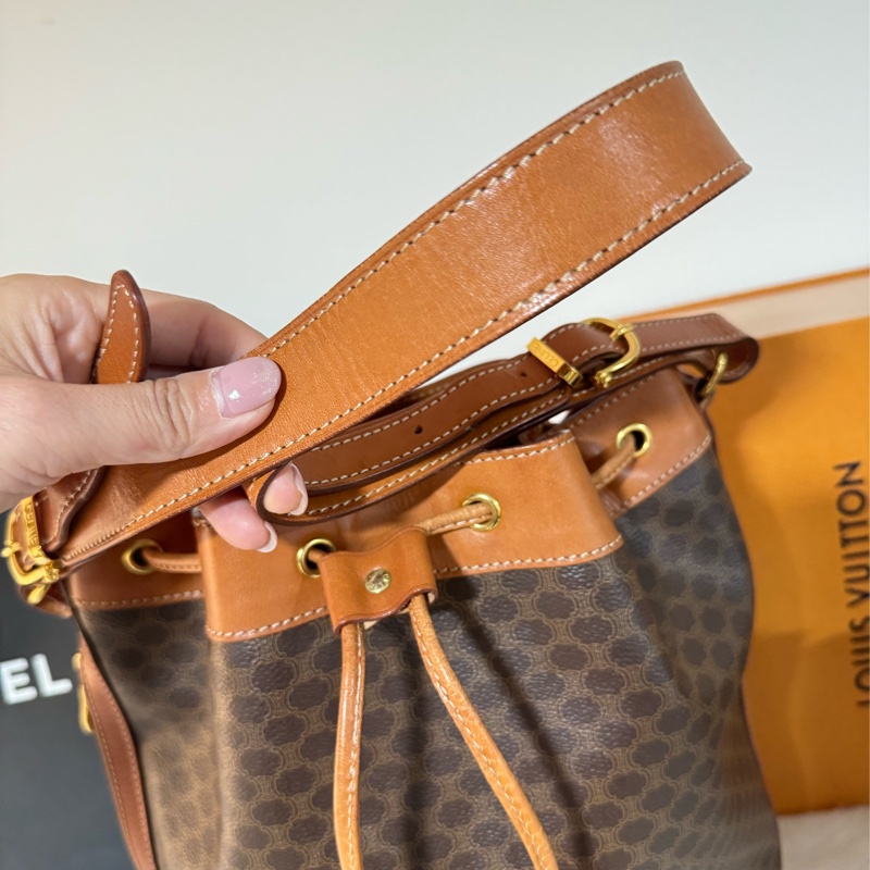 Celine 老花水桶-11