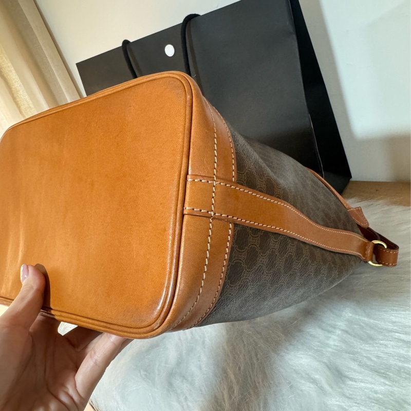 Celine 老花水桶-15