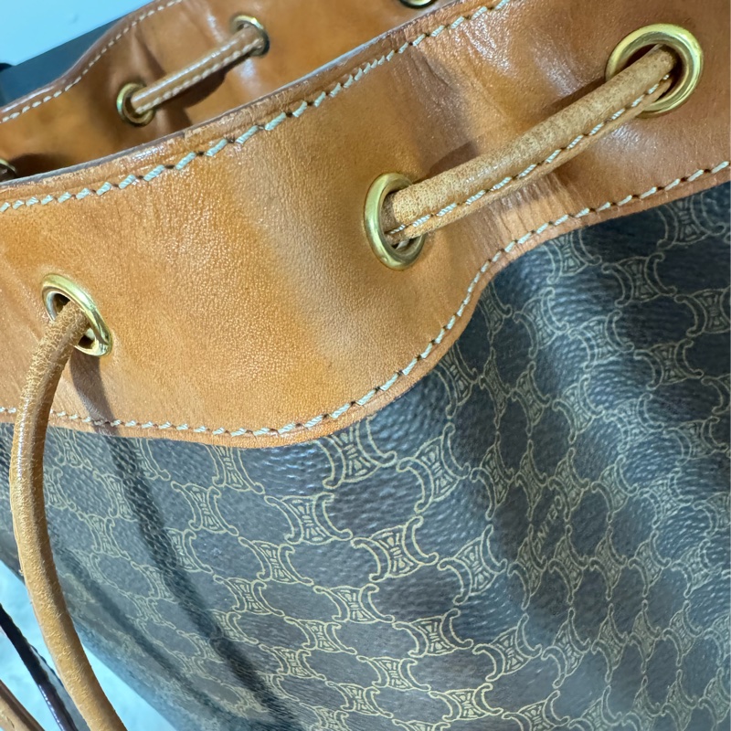 Celine 老花水桶-45