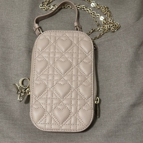 Dior caro手機包
