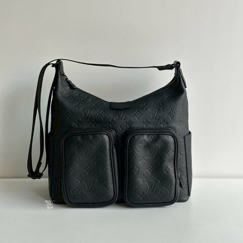 閒置新🖤 全配有購證🙌🏻 Louis Vuitton 路易威登 Hobo Cargo 黑壓紋老花