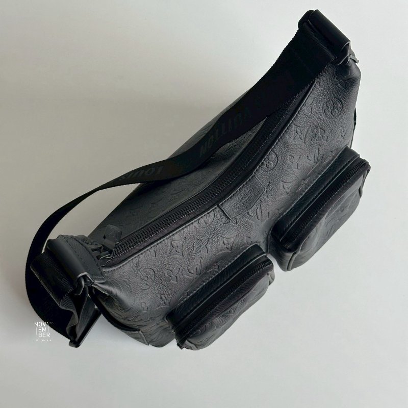 閒置新🖤 全配有購證🙌🏻 Louis Vuitton 路易威登 Hobo Cargo 黑壓紋老花-2