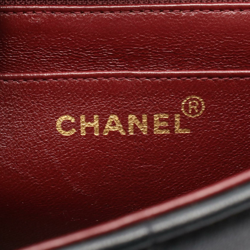 香奈兒 Mademoiselle 鏈條肩背包，羊皮材質，黑色，二手，金色五金-3