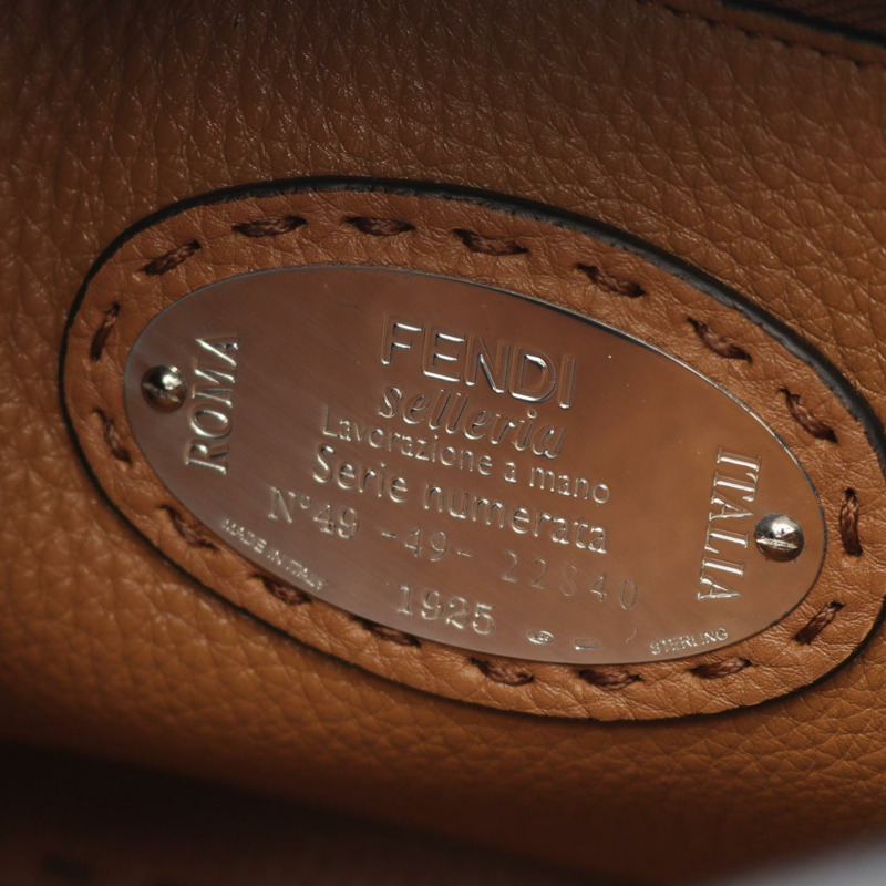 FENDI Peekaboo Regular Selleria 單肩斜背包,黑色皮革,二手-3