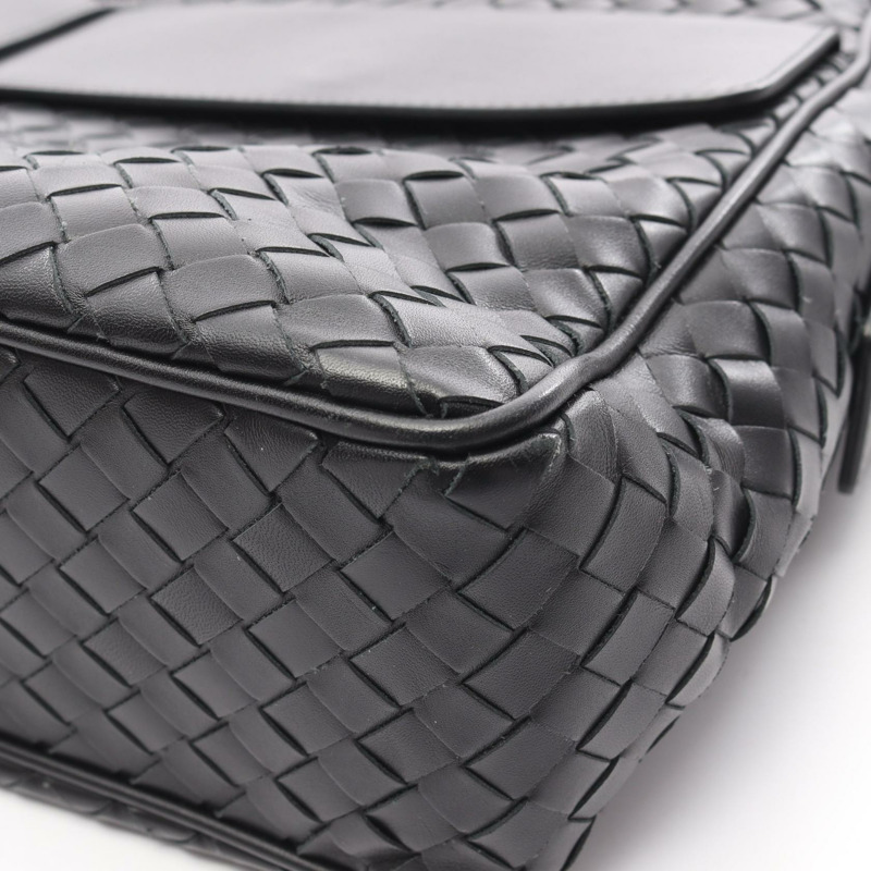 BOTTEGA VENETA Intrecciato Messenger Shoulder Bag leather Black Used mens-5