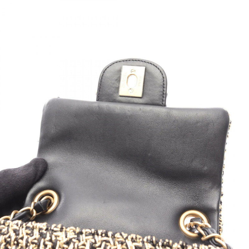 香奈兒 (CHANEL) 絎縫小翻蓋鏈條肩背包,黑色布料,金色五金,二手女款-5