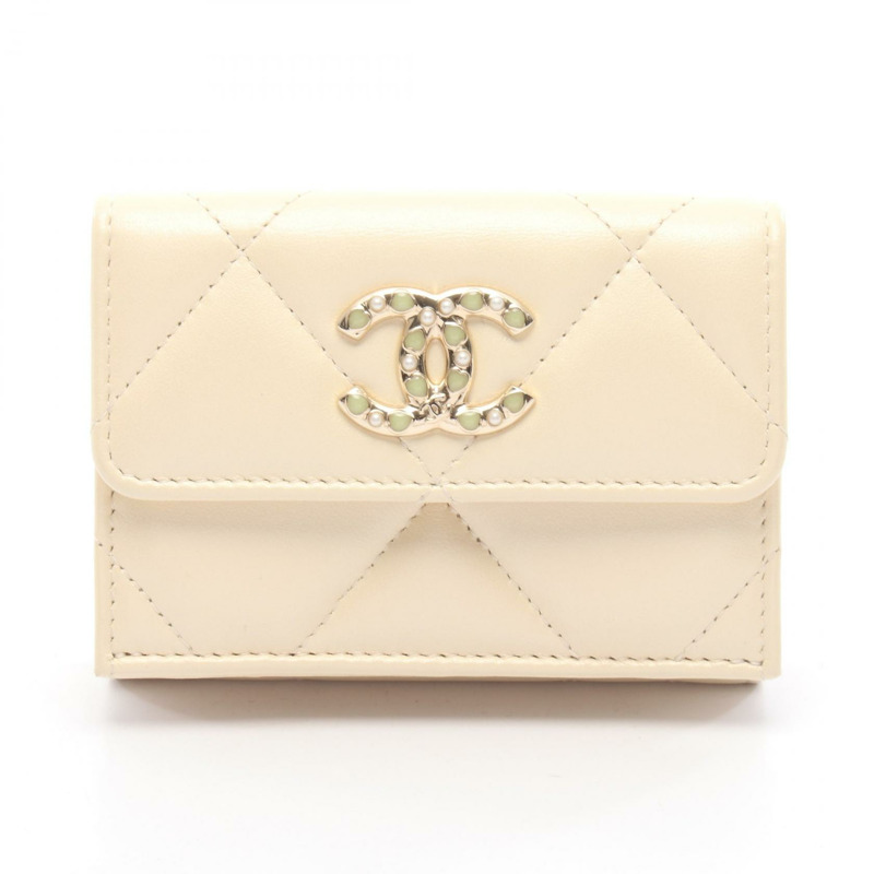 香奈兒 (CHANEL) Matelasse 三折錢包,米色皮革,金色五金,二手,女士 CC-0