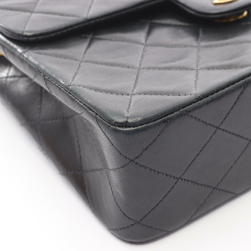 香奈兒 (CHANEL) 迷你絎縫 20 斜背鏈條包,羊皮材質,黑色,金色五金,二手 CC-14