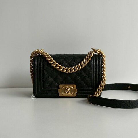 閒置新🖤 全配有購證🙌🏻 Chanel 香奈兒 Boy 20 黑金