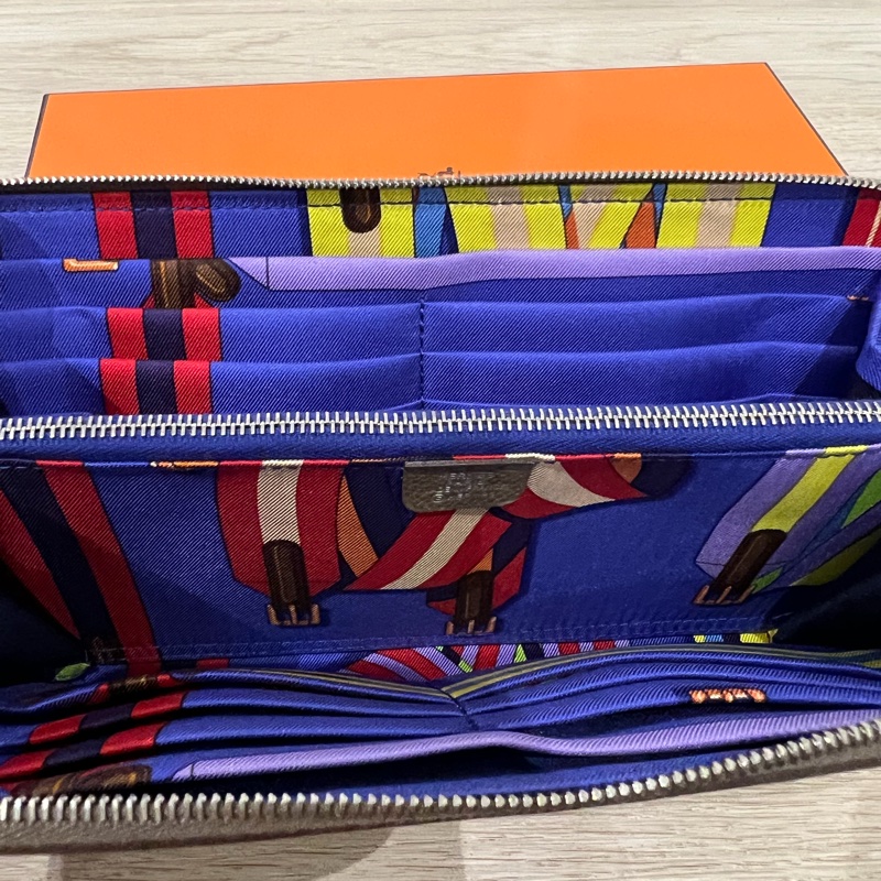 Hermès 愛馬仕 Azap Silk'In 絲巾長夾|經典大象灰 Étoupe|全新未使用|2017 A刻|Della Cavalleria 內裡-1