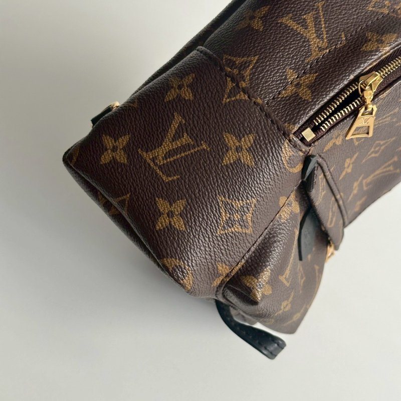 閒置新🫰🏻 Louis Vuitton LV 路易威登 老花小書包-8