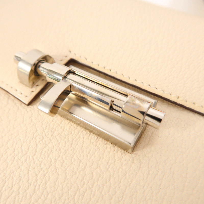 HERMES Chevre皮革Verrou Mini銀扣肩背袋Craie-9