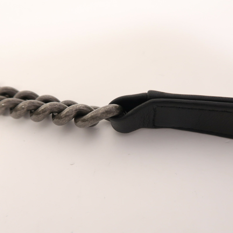 CHANEL 牛皮皮革Boy 28銀扣鏈帶肩背袋-16