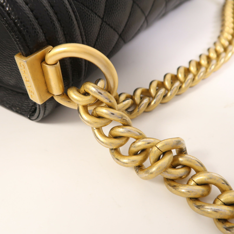 CHANEL 牛皮皮革Boy 25金扣鏈帶肩背袋-16