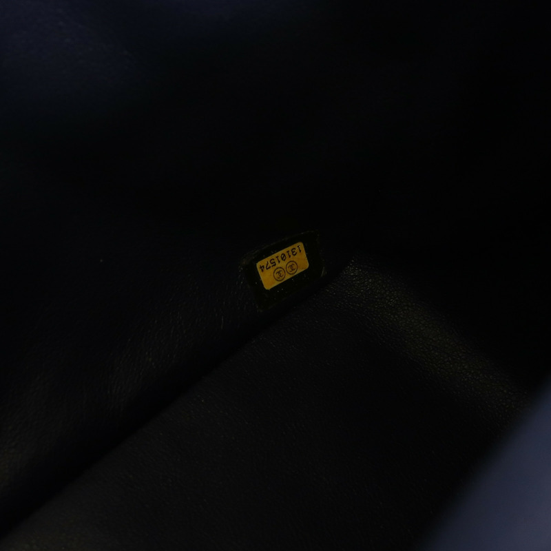 CHANEL 牛皮皮革Maxi Classic銀扣鏈帶肩背袋-6