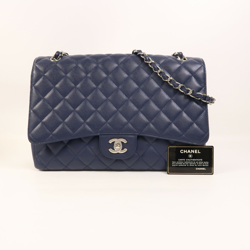 CHANEL 牛皮皮革Maxi Classic銀扣鏈帶肩背袋-9