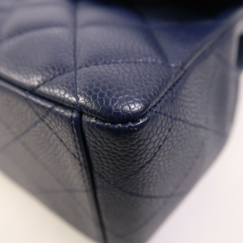 CHANEL 牛皮皮革Maxi Classic銀扣鏈帶肩背袋-11