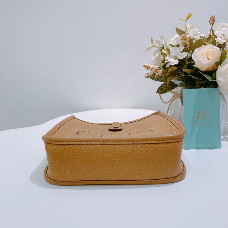 TW4716 Hermes Mini Evelyne TC 4B Biscuit x PHW 餅乾色-4