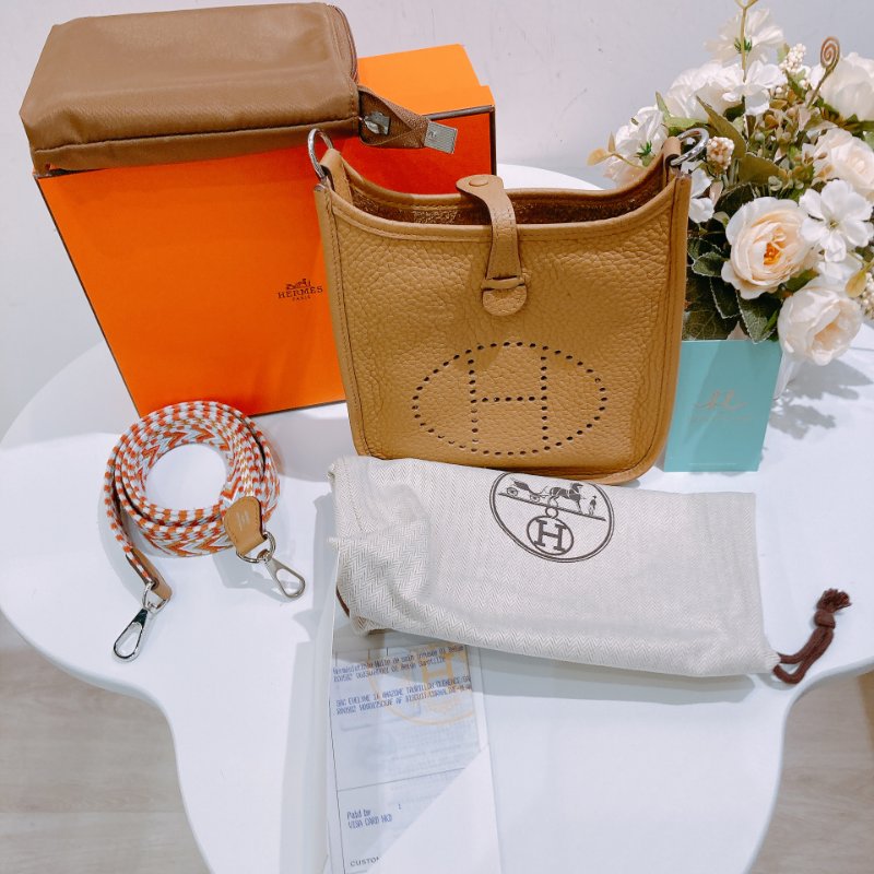 TW4716 Hermes Mini Evelyne TC 4B Biscuit x PHW 餅乾色-16