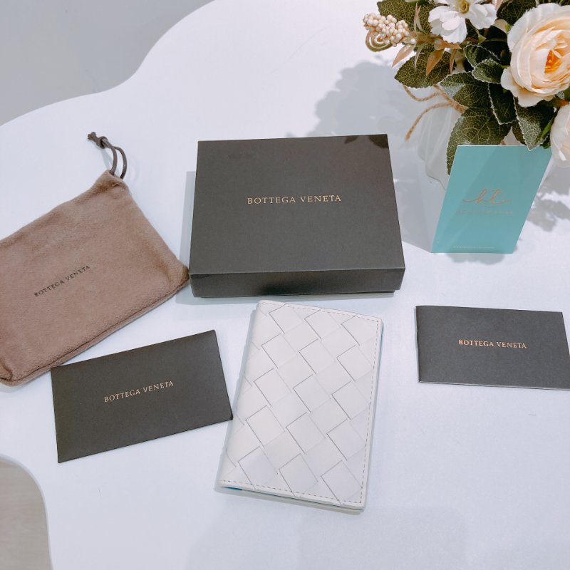 TW4715 Bottega Veneta Card Holder Blanc 彩藍色配白色-16