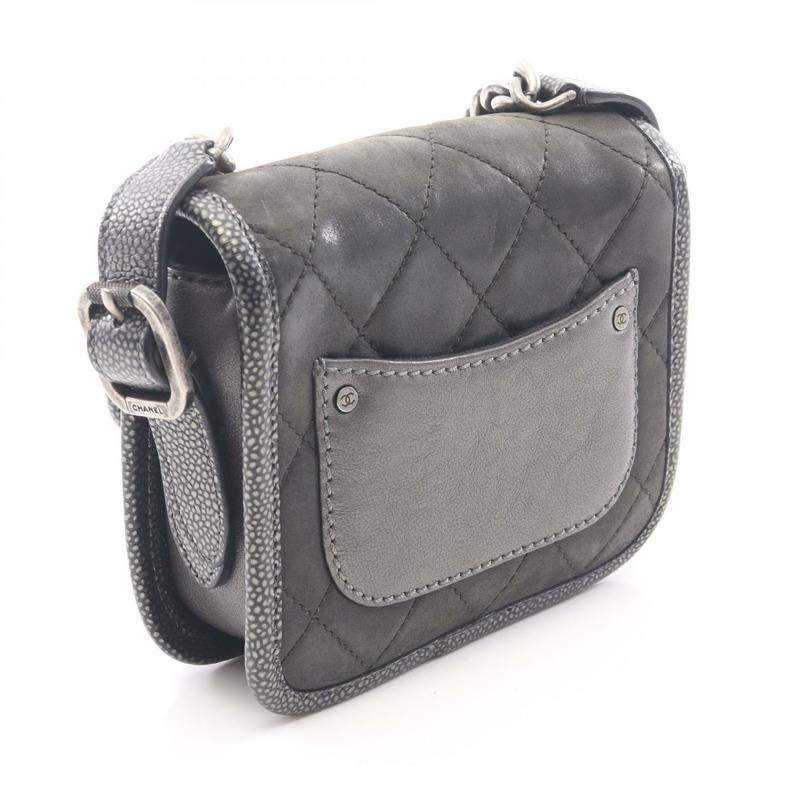 香奈兒 (CHANEL) Matelasse Chain Shoulder Bag 斜背包 皮革 灰色 二手 女士 CC Coco-1