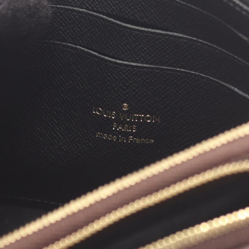 路易威登 Pochette 雙拉鍊肩背包 M69203 Monogram Giant Reverse-3