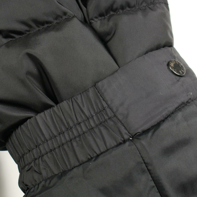 MONCLER MARQUE 男士黑色尼龍羽絨外套（二手）-10