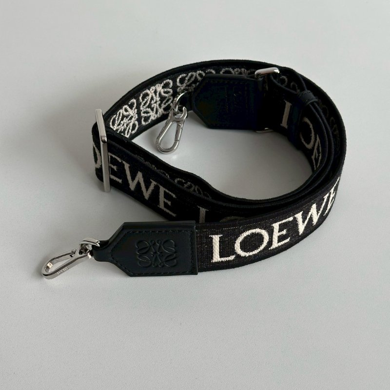閒置新✨ LOEWE 緹花織和小牛皮Anagram 肩背帶-5