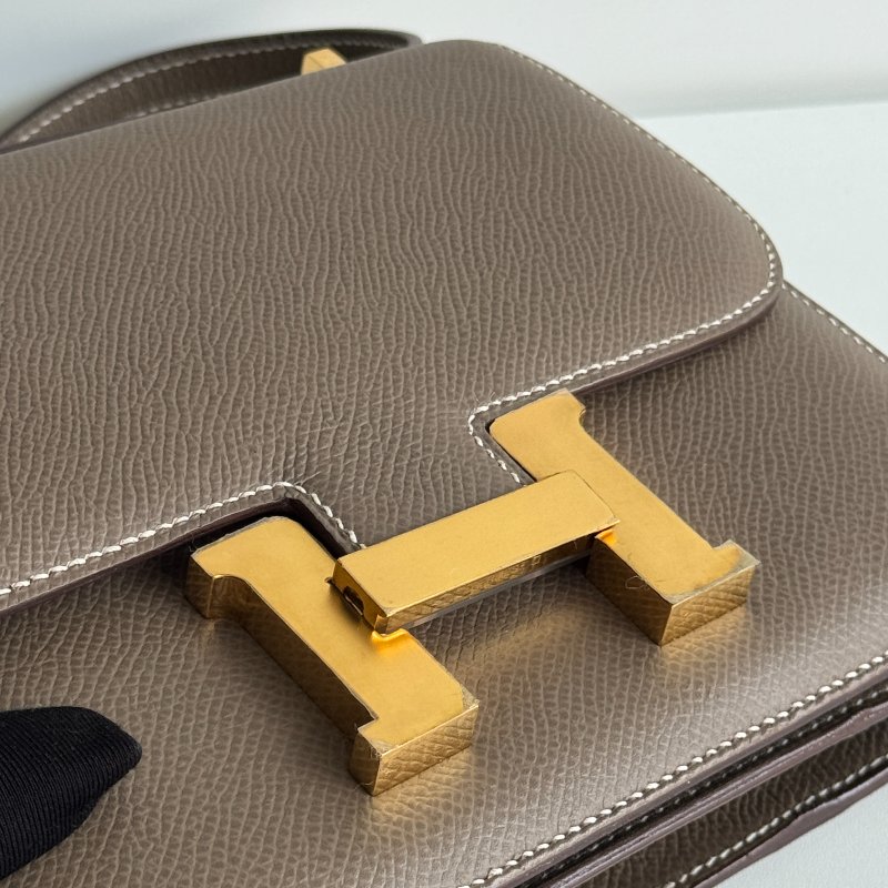 98新🫰🏻 Hermès 愛馬仕 Mini Constance 大象灰金釦-17